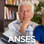 ANSES: Jubilados reciben una suba en abril y ya confirmaron fechas de cobro