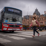 El Gobierno vuelve a convocar a las empresas de colectivos: qué medidas analizan y cuál sería el impacto