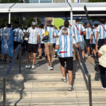 Argentina vs. Austria: se abrieron las puertas del estadio y los hinchas van ingresando