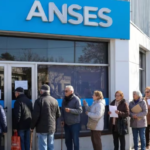 Aumentan las jubilaciones y asignaciones: de cuánto será la mínima en agosto 2026