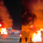 Un acoplado cargado con aceite quedó completamente destruido
